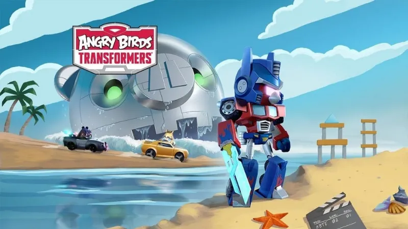 Screenshot gameplay Angry Birds Transformers yang menampilkan karakter robot dalam aksi.