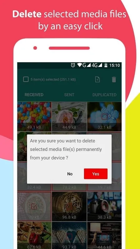 Demonstrates the process of deleting files by category within the Cleaner for WhatsApp mod