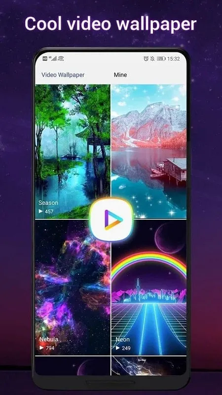 Cool Q Launcher for Android 10 showcasing animated wallpapers 