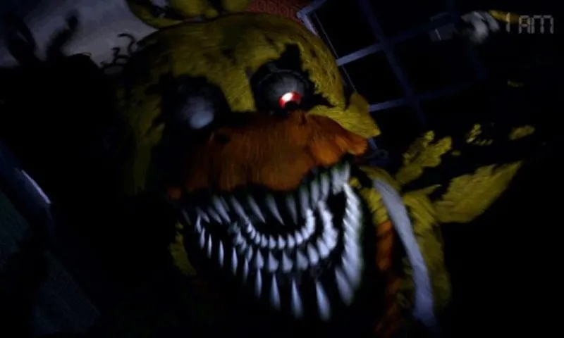 Hình ảnh chiếu đèn pin trong hành lang tối trong game Five Nights at Freddy's 4.