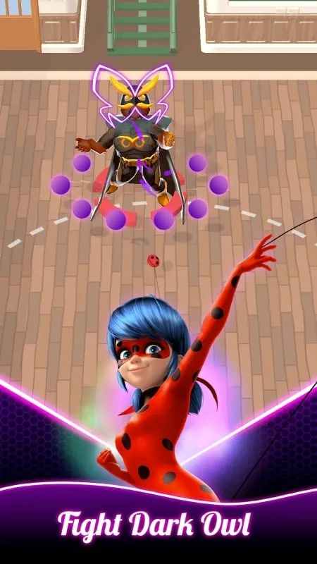 Usando habilidades especiales en Miraculous Squad.