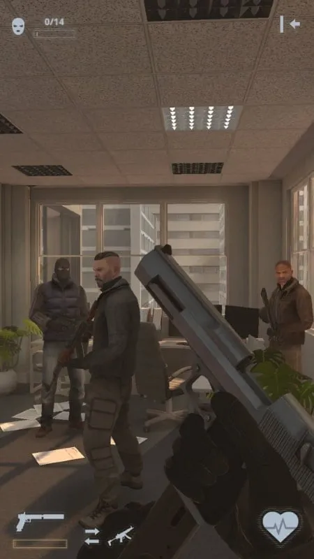Personalizando armas en SWAT Shooter Police Action FPS con dinero infinito.