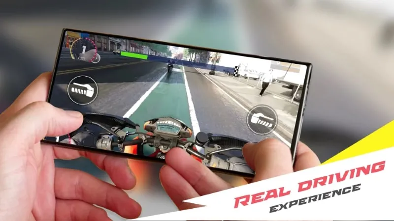 Close-up de um jogador controlando uma motocicleta em uma corrida no jogo Traffic Bike Rush Driving City.